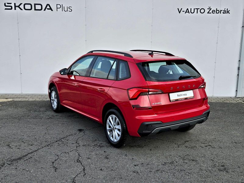 Škoda Kamiq (2024) SELEC TSI 85/1.0 M6F - fotka 8 z 28