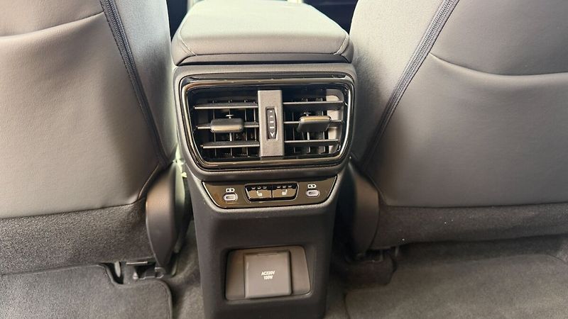 Lexus RZ 450e 450e LUXURY DIRECT4 - fotka 20 z 28