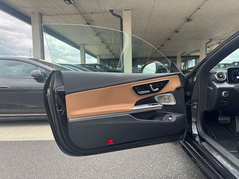 Mercedes-Benz Ostatní 450 4MATIC - fotka 9 z 19