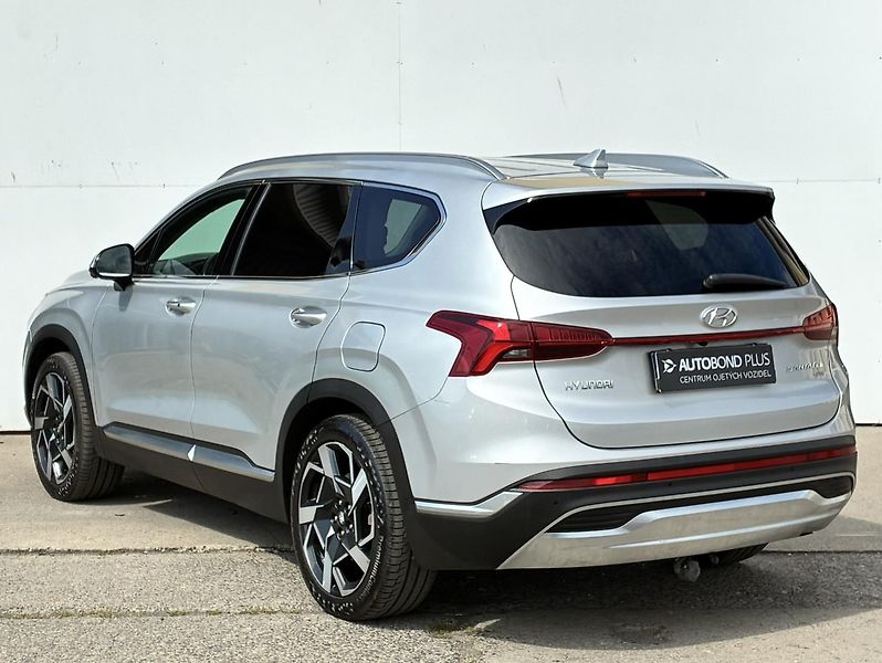 Hyundai Santa Fe 2.2 CRDI AWD 8DCT Premium - fotka 7 z 24