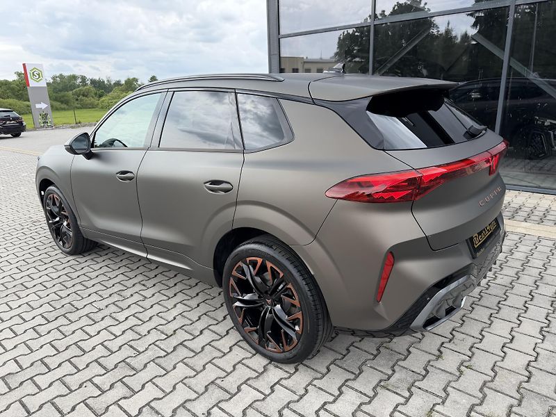Cupra Terramar (2026) 2.0TSI 150kW 4WD R20 NT DCC CZ - fotka 4 z 46