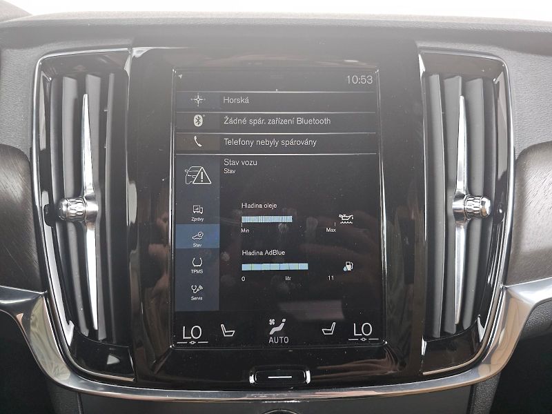 Volvo V90 (2020) Cross Country D5 173kW MOMENTU - fotka 14 z 33