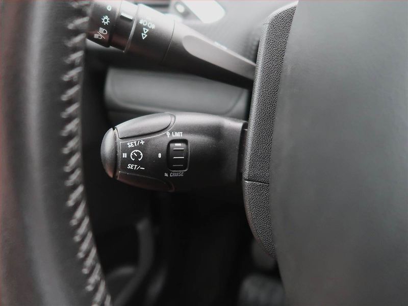 Peugeot 2008 (2018) 1.2 PureTech, ČR,1.maj - fotka 15 z 19