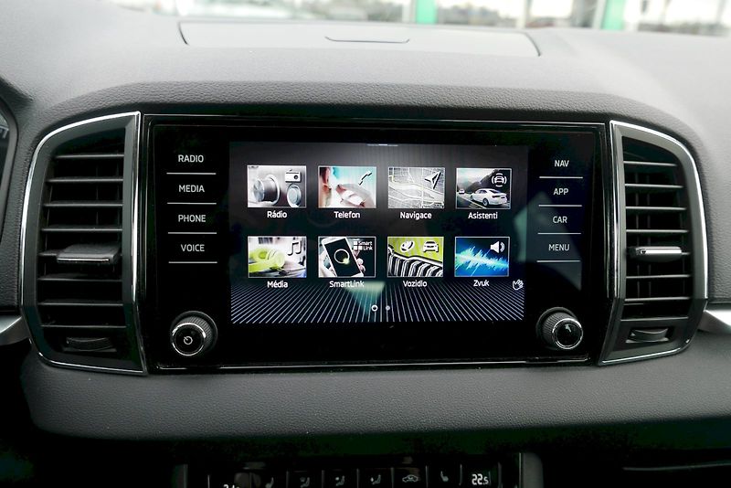 Škoda Karoq (2022) STYLE TSI 1.5/110KW 6MP - fotka 12 z 32
