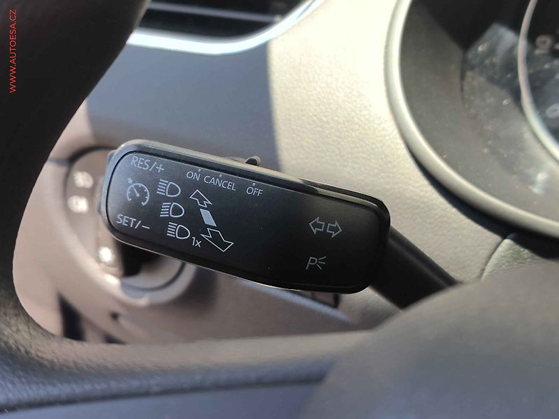 Škoda Octavia (2014) 1.4 TSi, Ambition, +kola - fotka 15 z 18