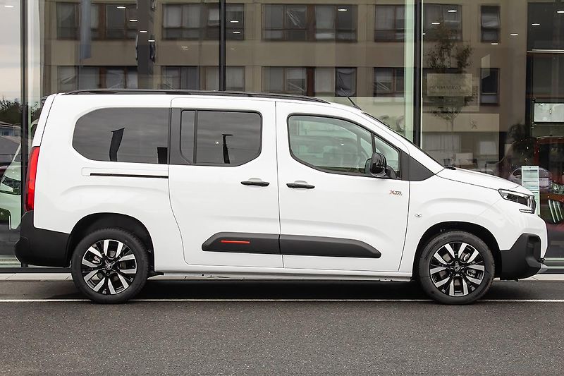 Citroën Berlingo (2026) 1,5 XL MAX 130k Automat+ZIMA - fotka 4 z 20