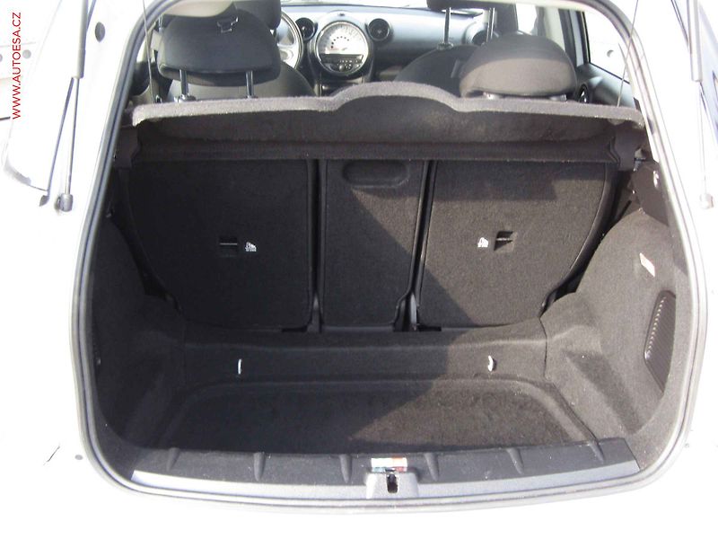 Mini Countryman (2014) 1.6i, AC, park.čidla - fotka 7 z 15