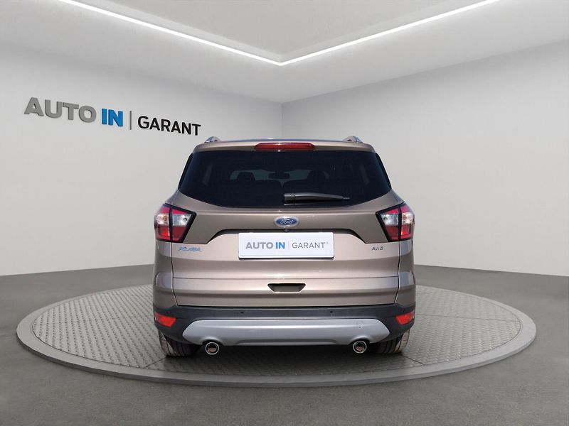Ford Kuga (2019) 2.0 TDCi 110kW, 4x4, ČR, Serv. - fotka 6 z 28
