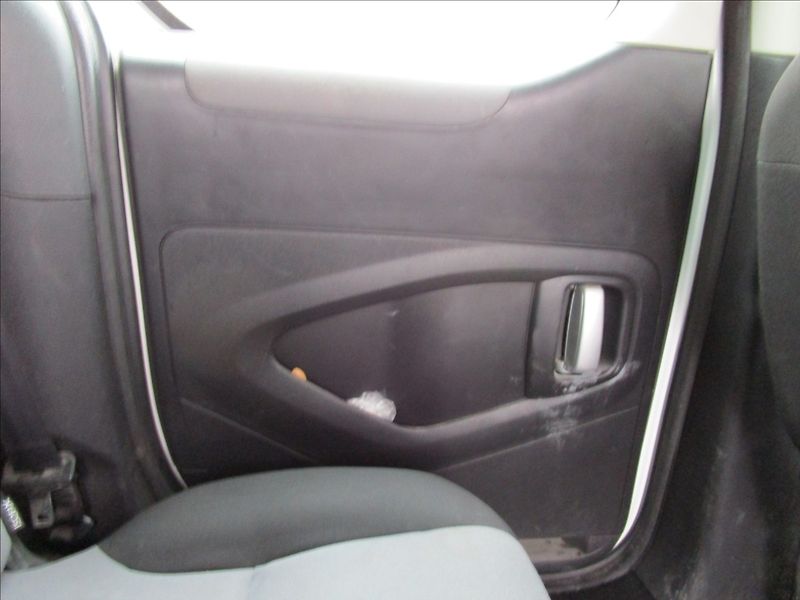 Peugeot Partner Tepee 1.6VTi  Klima - fotka 24 z 38