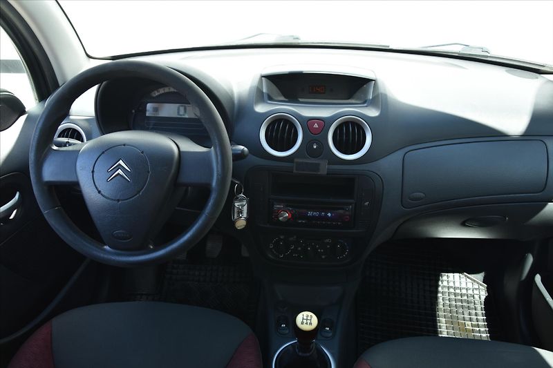 Citroën C3 1.4i KLIMA 1.MAJ. ČR - fotka 12 z 17