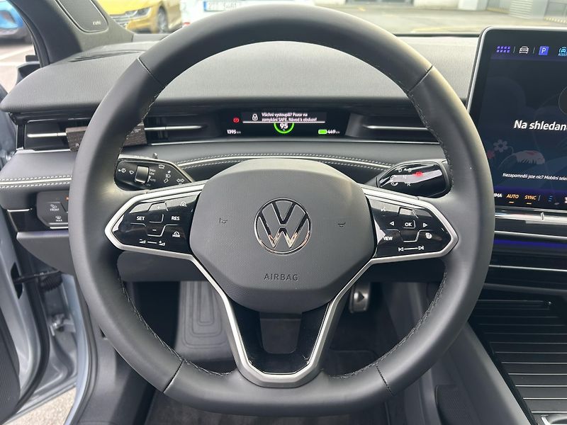 Volkswagen ID.7 Tourer 210  kW, 86 kWh - fotka 16 z 29