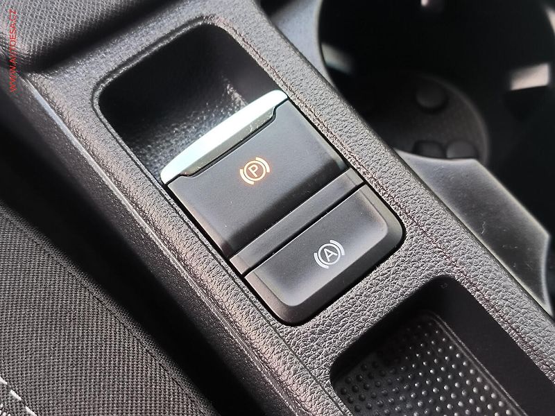 Škoda Octavia (2020) 2.0 TDi, Ambition - fotka 18 z 25