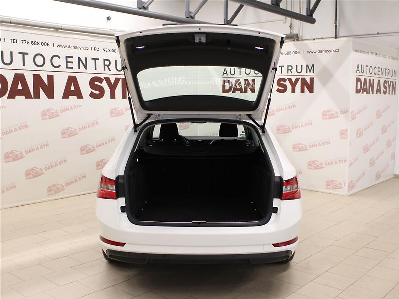 Škoda Superb 2,0 TDI DSG LED 1.majitel - fotka 7 z 37