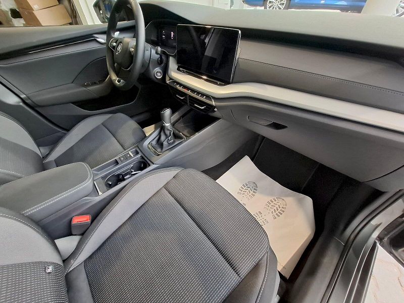 Škoda Octavia (2024) COMBI SELECTION 2.0TDI 85KW 6M - fotka 38 z 39
