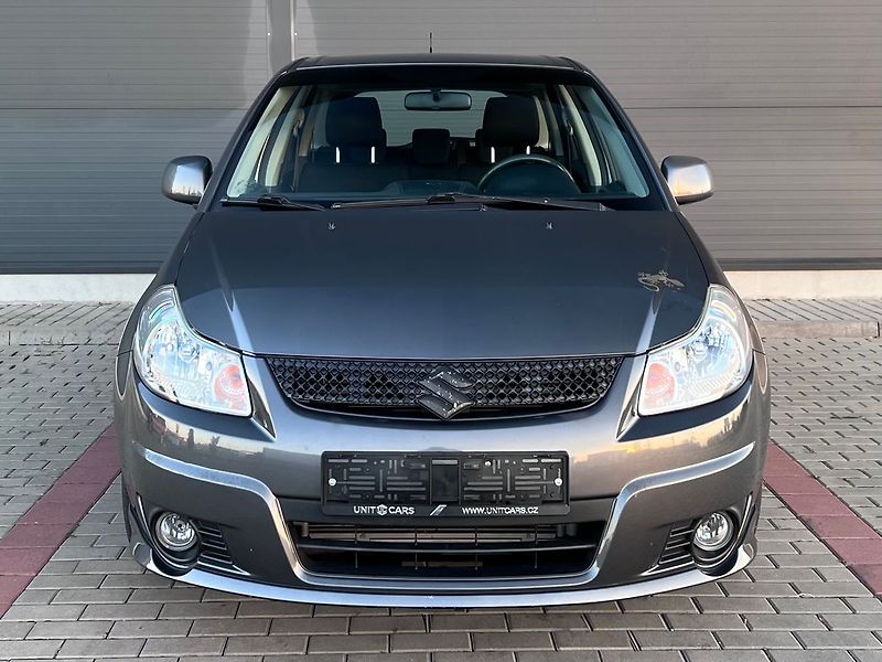 Suzuki SX4 1,6 VVti-VÝHŘEV.S-ALU - fotka 2 z 34
