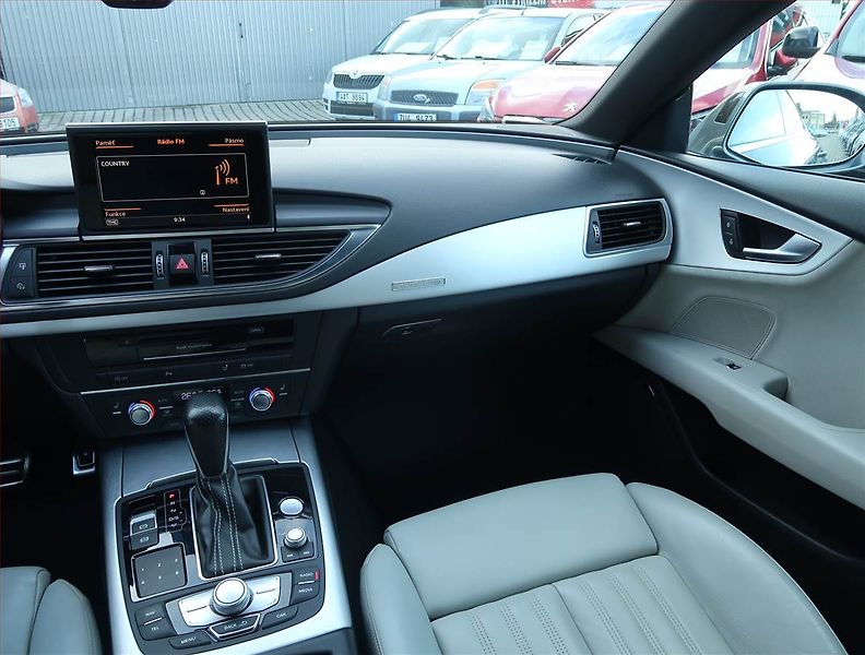 Audi A7 (2016) S-Line 3.0 TDI - fotka 8 z 18