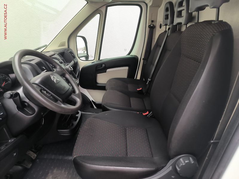 Citroën Jumper (2019) 2.2HDi L1H1, AC, stř.nosič - fotka 17 z 19