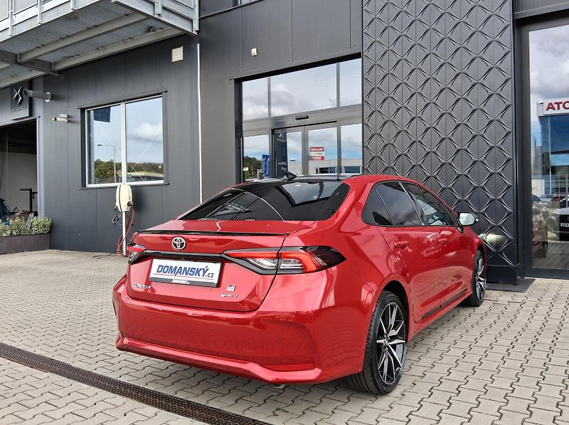 Toyota Corolla GR SPORT 1.8 Hyb. 103 kW - fotka 3 z 28