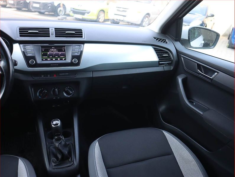 Škoda Fabia (2016) 1.2 TSI - fotka 8 z 17