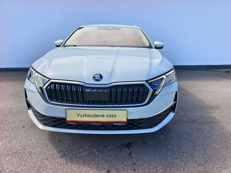 Škoda Octavia (2024) OCT.COMBI TOP SELECTION 1,5 TS - fotka 4 z 28
