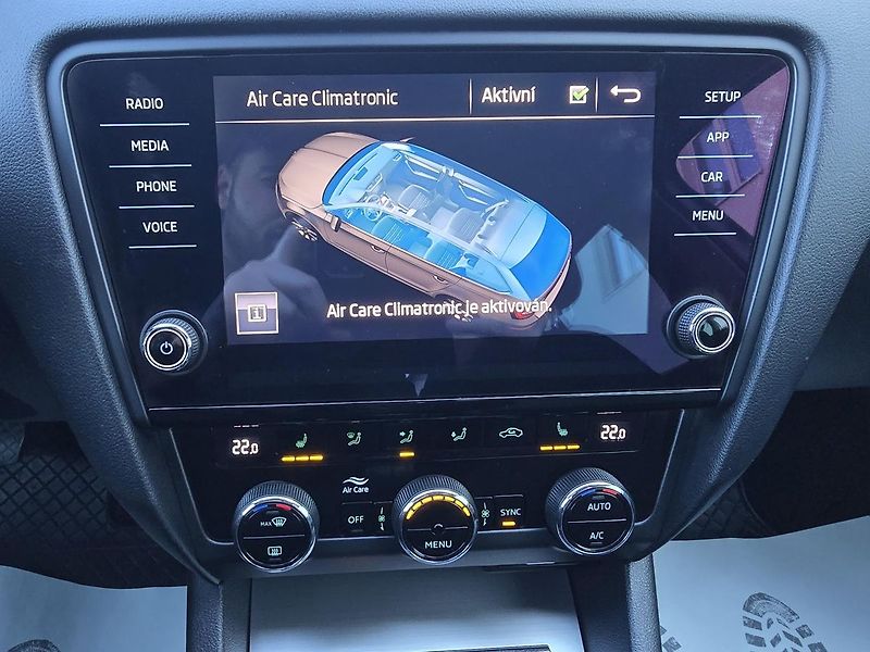 Škoda Octavia STYLE LED DIGIKLIMA-DPH - fotka 27 z 37