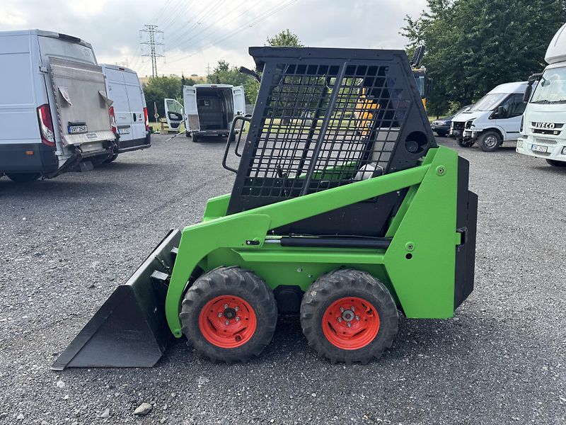 Bobcat Bobcat 443, po komplet GO. - fotka 8 z 23