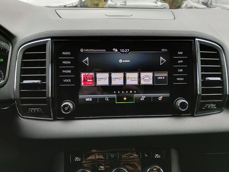 Škoda Karoq (2022) 1.5 TSI 150k DSG - fotka 13 z 26
