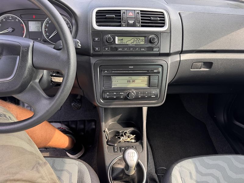 Škoda Roomster 1.4i 63Kw Ambition - fotka 13 z 18