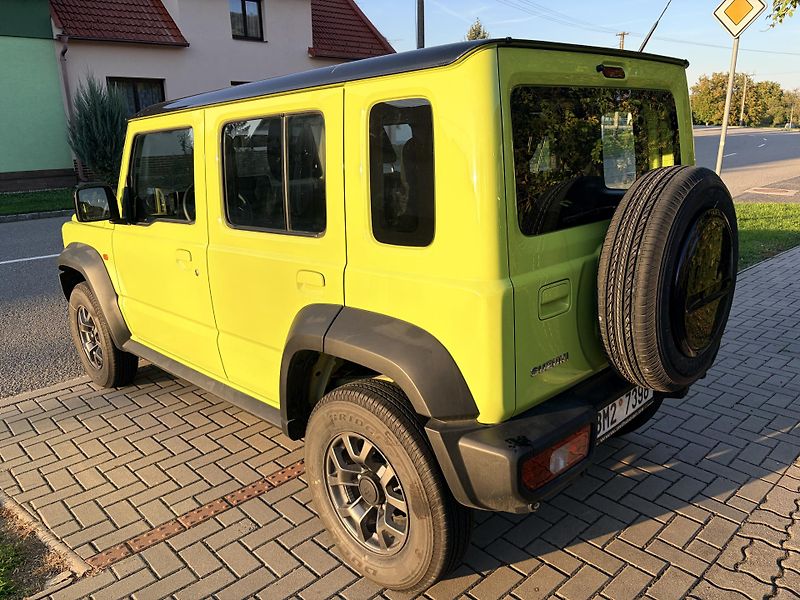 Suzuki Jimny 1,5 VVT AllGrip Long - fotka 3 z 33
