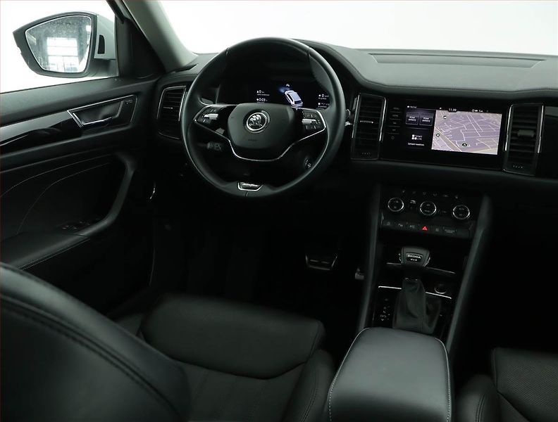 Škoda Kodiaq (2023) Laurin&Klement 2.0 TDI - fotka 7 z 18