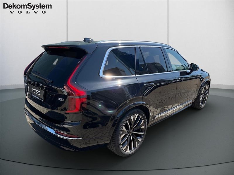 Volvo XC90 (2026) 2,0 XC90B5 Plus Bright 5001 - fotka 3 z 15