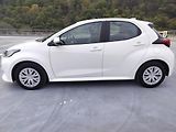 Toyota Yaris 1.5 hybrid - náhled 3