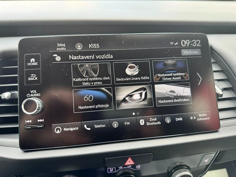 Honda Jazz (2026) CROSSTAR 1.5:eHEV SKLADEM - fotka 17 z 34