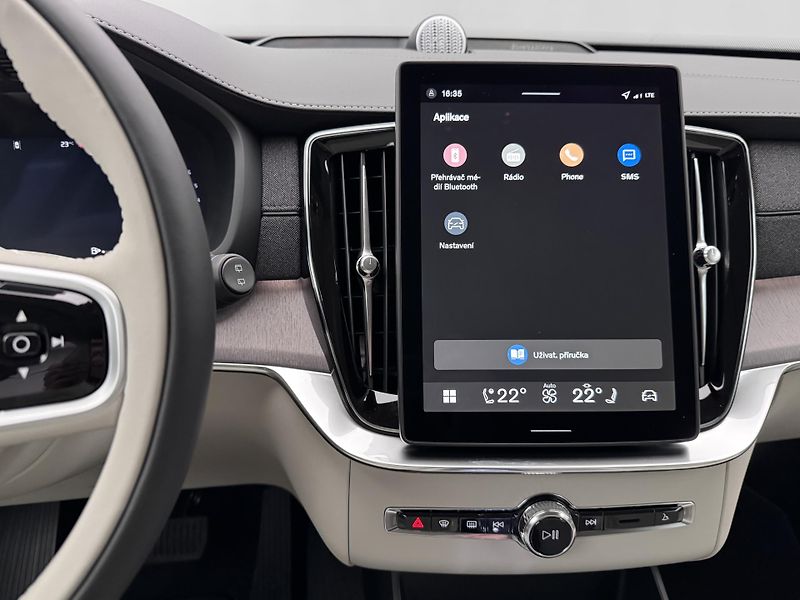 Volvo XC90 (2026) B5 AWD AUT BRIGHT PLUS 7míst - fotka 8 z 25