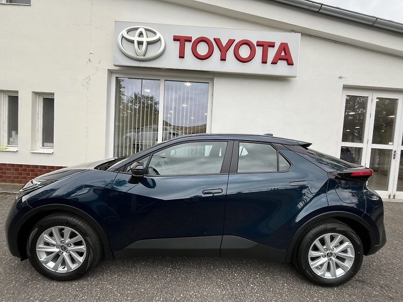 Toyota C-HR 1.8L HEV Comfort - fotka 4 z 27