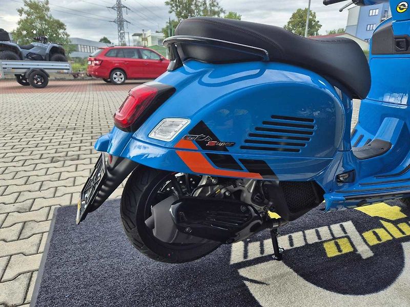 Vespa GTS 125 Super (2026) GTS 125 SUPERSPORT E5+ - fotka 15 z 23