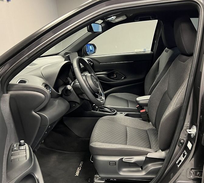 Toyota Yaris Cross 1.5 Hybrid AT STYLE - fotka 9 z 18