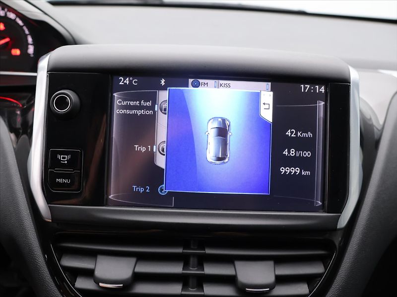 Peugeot 208 1,0 i 50kW Klimatizace - fotka 14 z 25