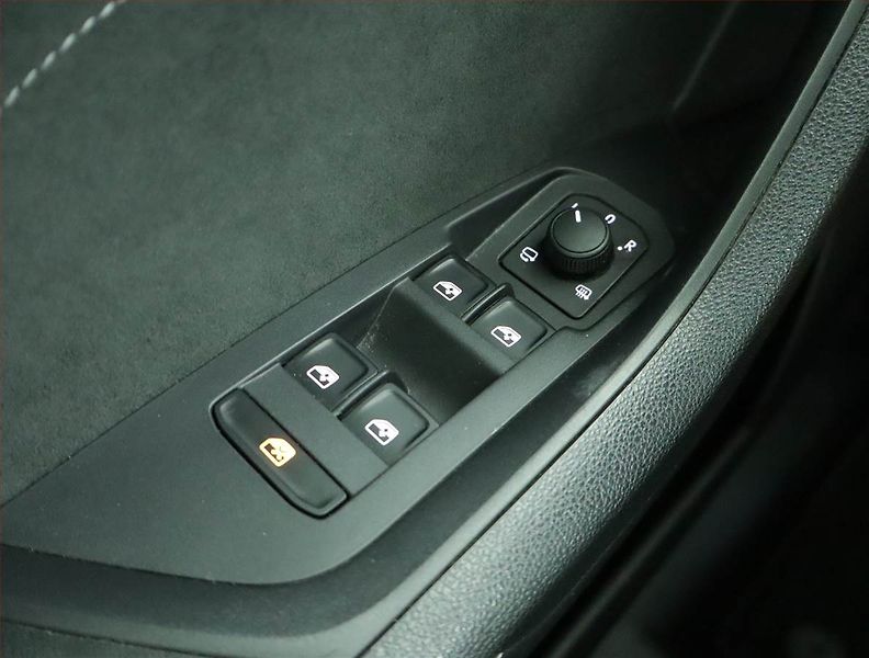 Škoda Kodiaq (2022) Sportline 1.5 TSI - fotka 17 z 18