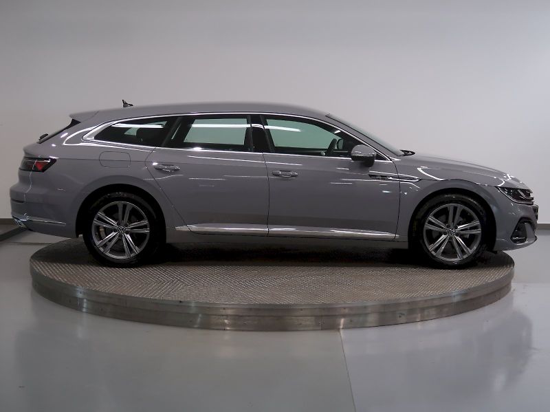 Volkswagen Arteon Shooting Brake (2024) R-LINE 2.0TDI 110KW DSG NAVI - fotka 8 z 41