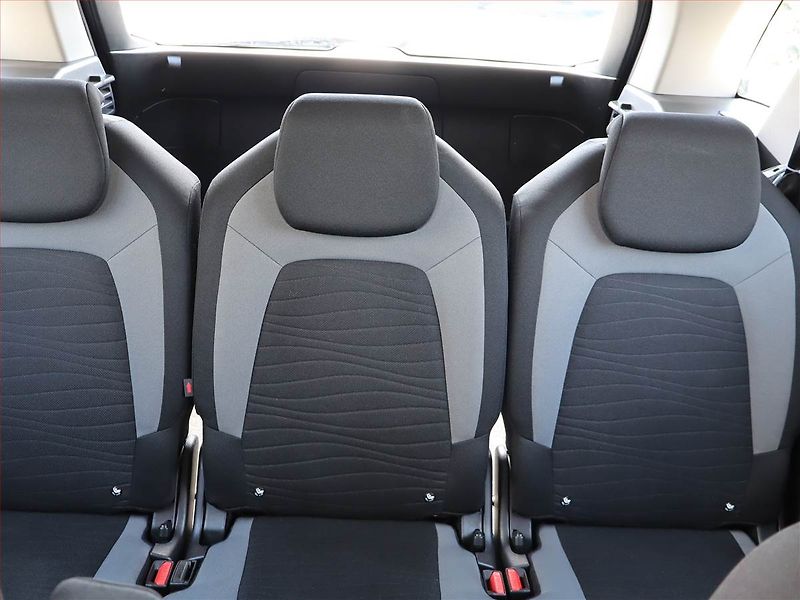 Citroën C4 Picasso (2015) 1.2 PureTech, Serv.kniha, Navi - fotka 10 z 18