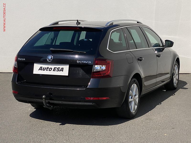 Škoda Octavia (2020) 1.5 TSi, Ambition, DSG - fotka 4 z 19