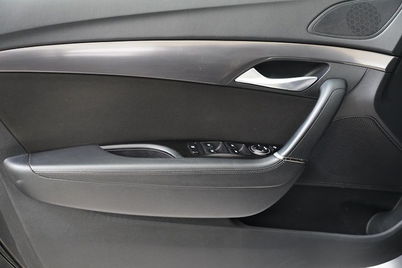 Hyundai i40 - fotka 12 z 27