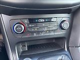Ford Focus 1,0 EcoBoost RaceRed ST-line - náhled 25