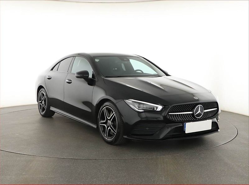 Mercedes-Benz CLA (2022) 250 4MATIC - fotka 1 z 17