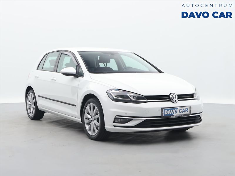 Volkswagen Golf 1,4 TSI 92kW CZ LED - fotka 1 z 24