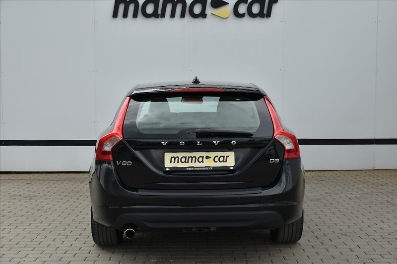 Volvo V60 D3 120kW SERVISNÍ KNIHA TAŽNÉ - fotka 6 z 20