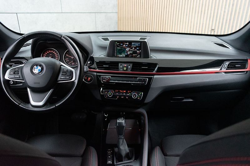 BMW X1 xDrive20d 140kW*SPORT LINE*ČR* - fotka 7 z 45