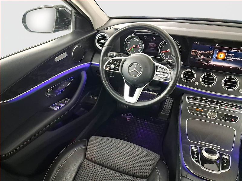 Mercedes-Benz Třídy E (2018) E 200 - fotka 7 z 23
