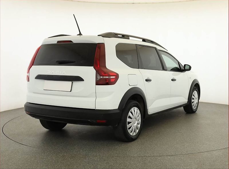 Dacia Jogger (2024) 1.0 TCe, LPG, ČR,1.maj - fotka 5 z 15